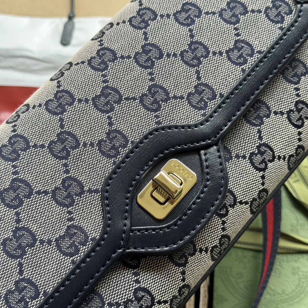 Gucci Satchel Bags